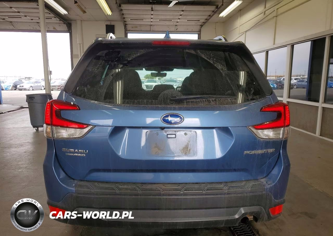 2022 Subaru Forester Premium VIN:JF2SKADC5NH413491 - 6