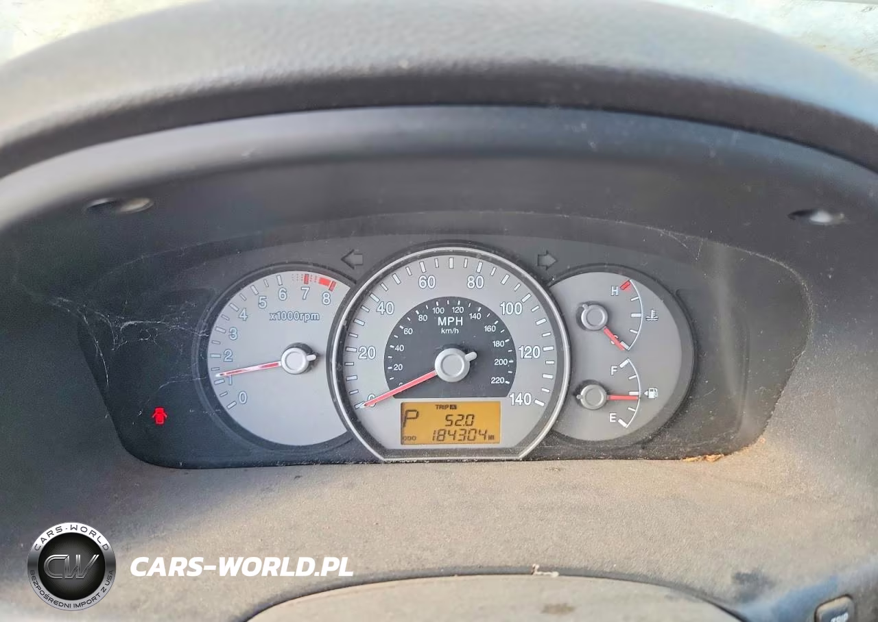 2007 Kia Rondo Lx VIN:KNAFG526777089276 - 9