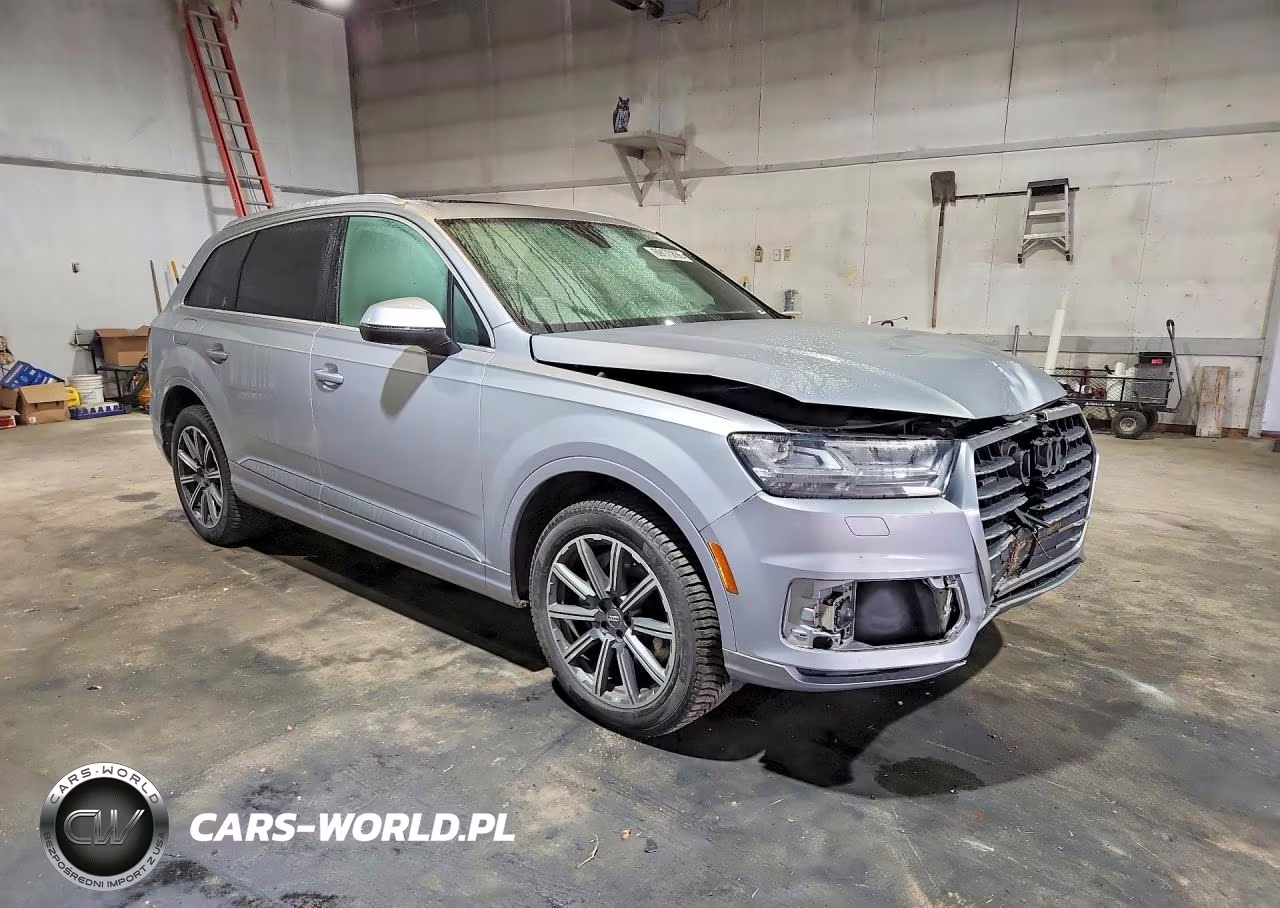 2017 Audi Q7 Prestige VIN:WA1VABF79HD011192 - 4