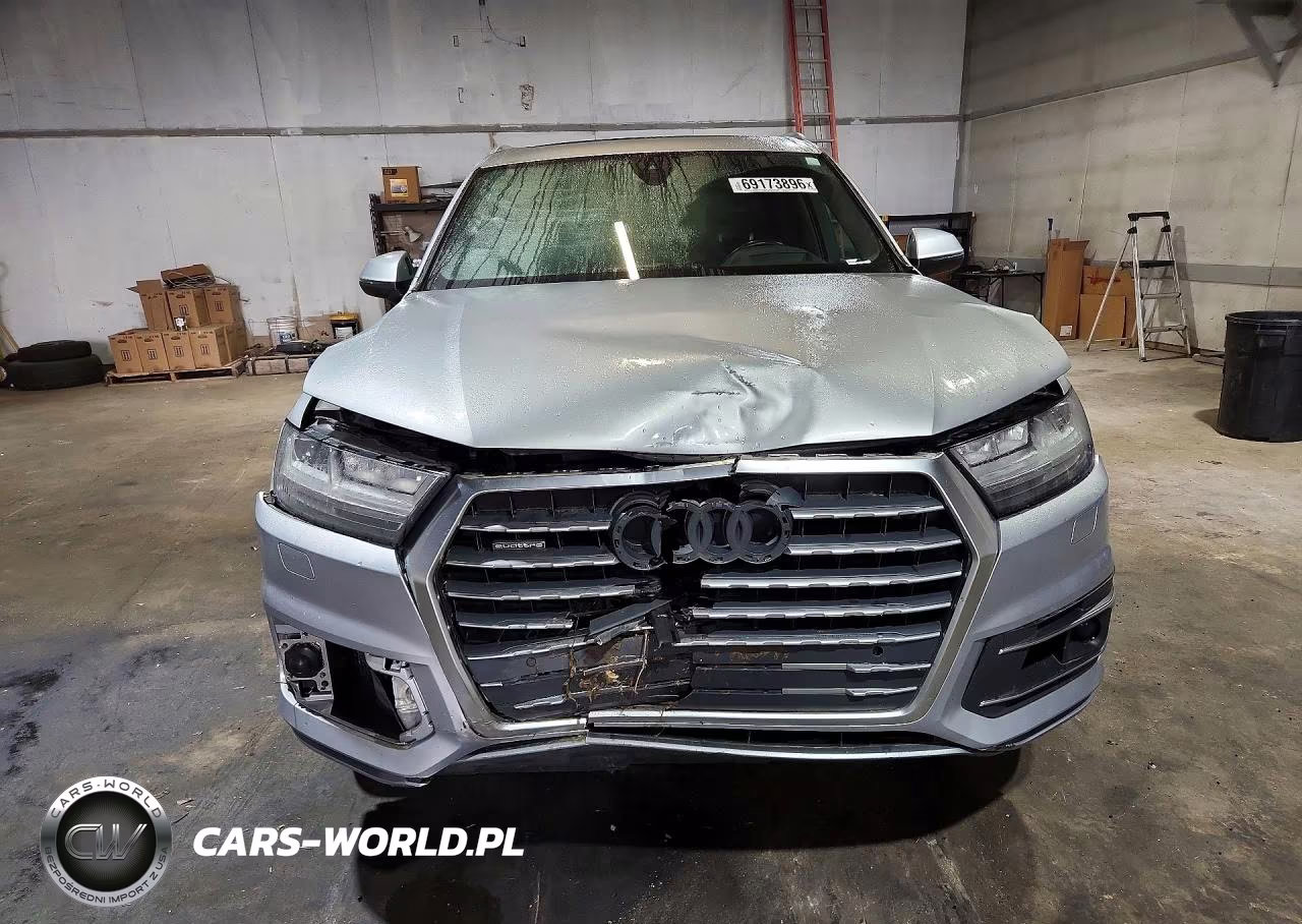 2017 Audi Q7 Prestige VIN:WA1VABF79HD011192 - 5