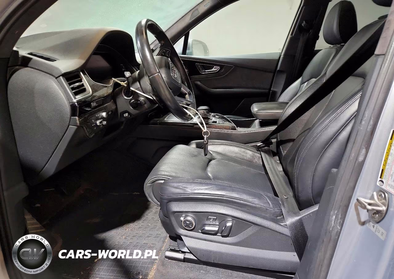 2017 Audi Q7 Prestige VIN:WA1VABF79HD011192 - 7