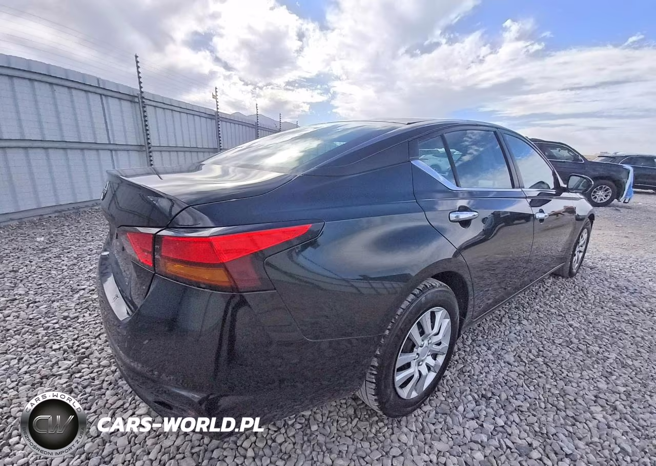 2023 Nissan Altima S VIN:1N4BL4BV2PN340799 - 3
