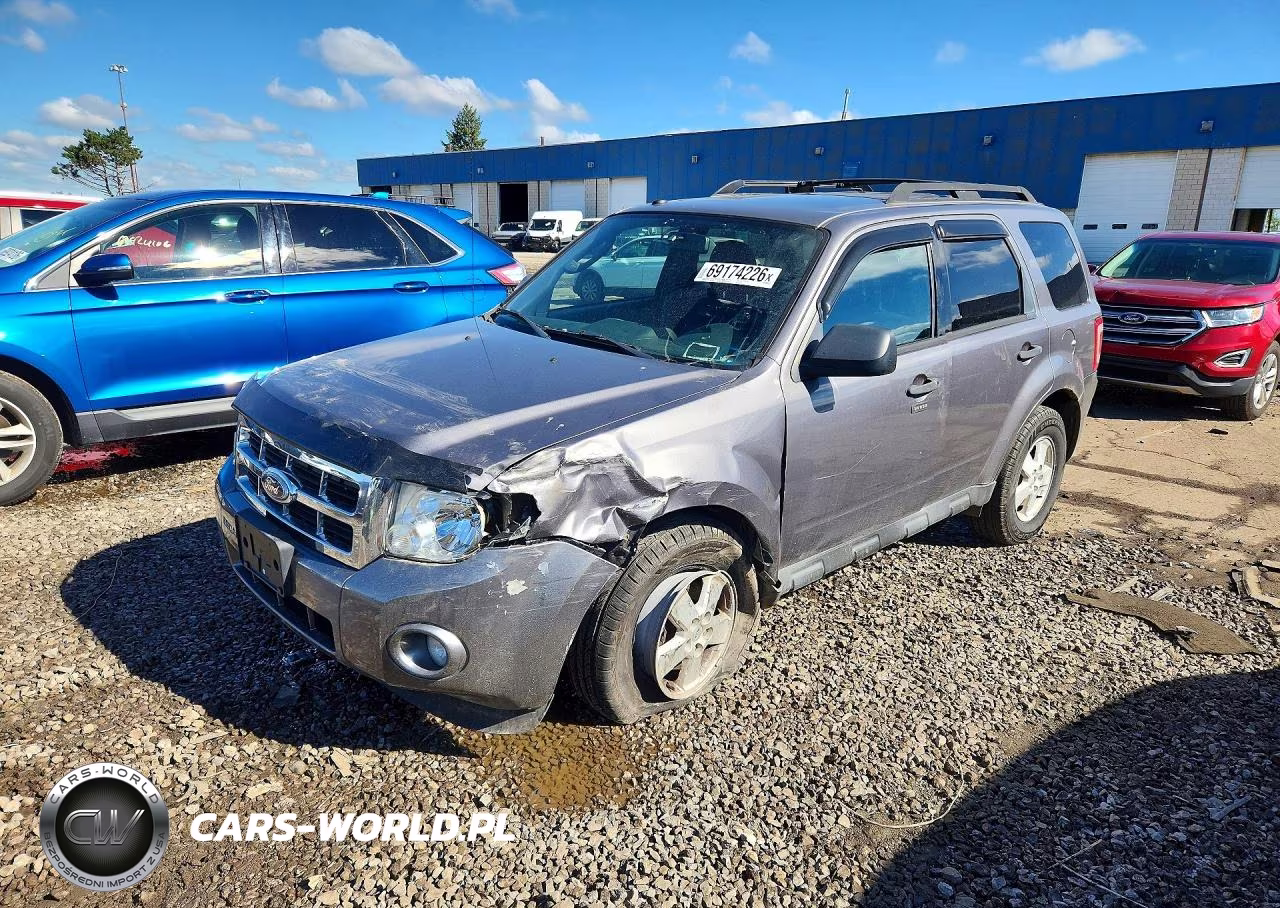 2010 Ford Escape Xlt VIN:1FMCU9DG8AKD41452 - 1