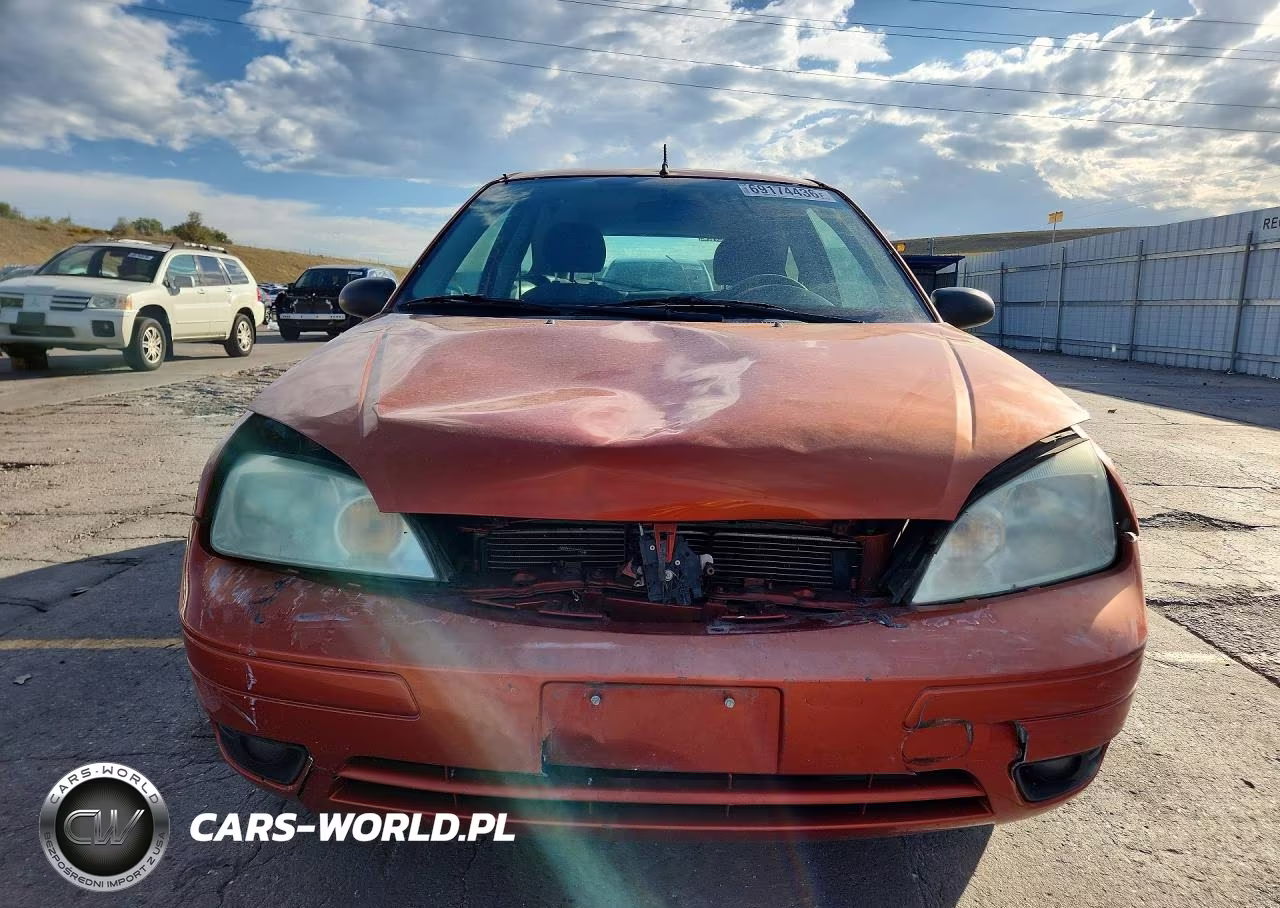 2005 Ford Focus Zx3 VIN:3FAFP31NX5R107944 - 5