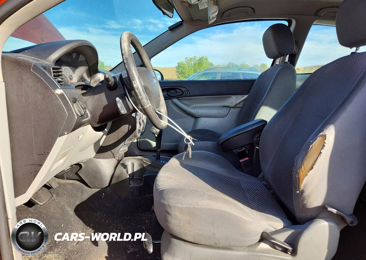 2005 Ford Focus Zx3 VIN:3FAFP31NX5R107944 - 7