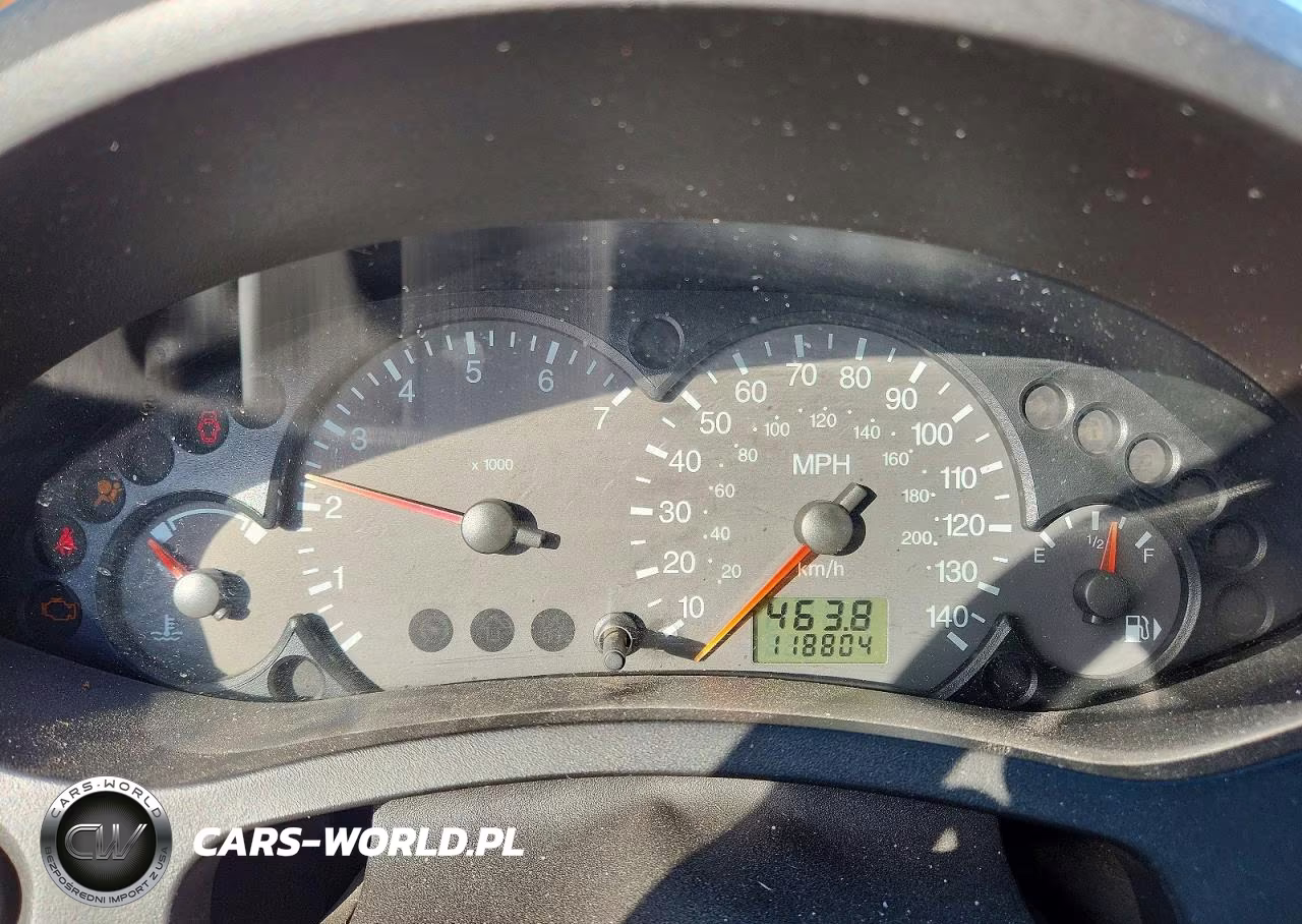 2005 Ford Focus Zx3 VIN:3FAFP31NX5R107944 - 9
