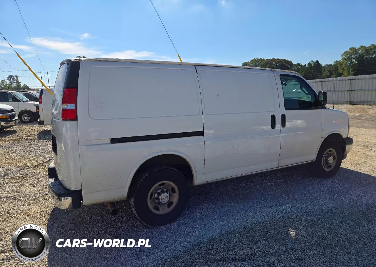 2020 Chevrolet Express G3500 VIN:1GCZGGFG3L1276039 - 3