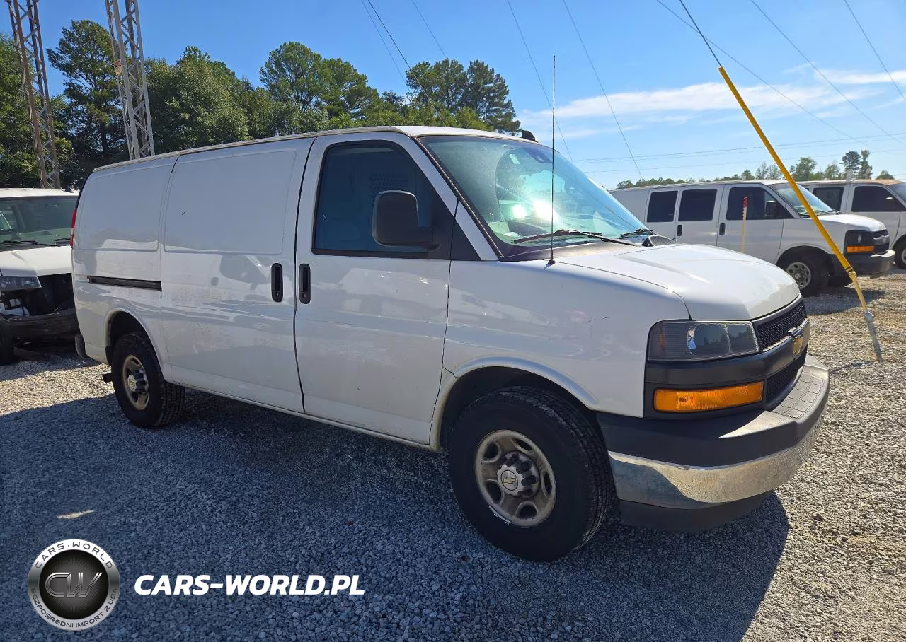 2020 Chevrolet Express G3500 VIN:1GCZGGFG3L1276039 - 4