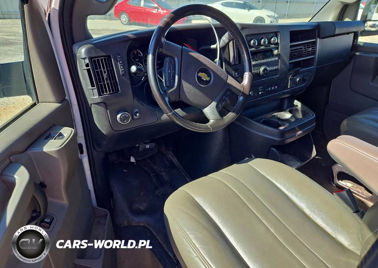2020 Chevrolet Express G3500 VIN:1GCZGGFG3L1276039 - 8