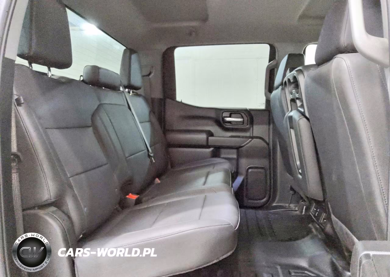 2025 Chevrolet Silverado K1500 VIN:1GCUKAED7SZ201194 - 10