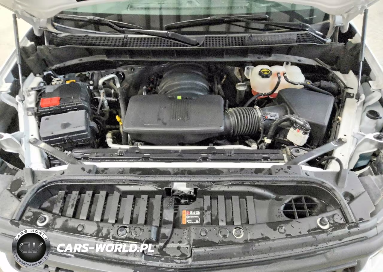 2025 Chevrolet Silverado K1500 VIN:1GCUKAED7SZ201194 - 11
