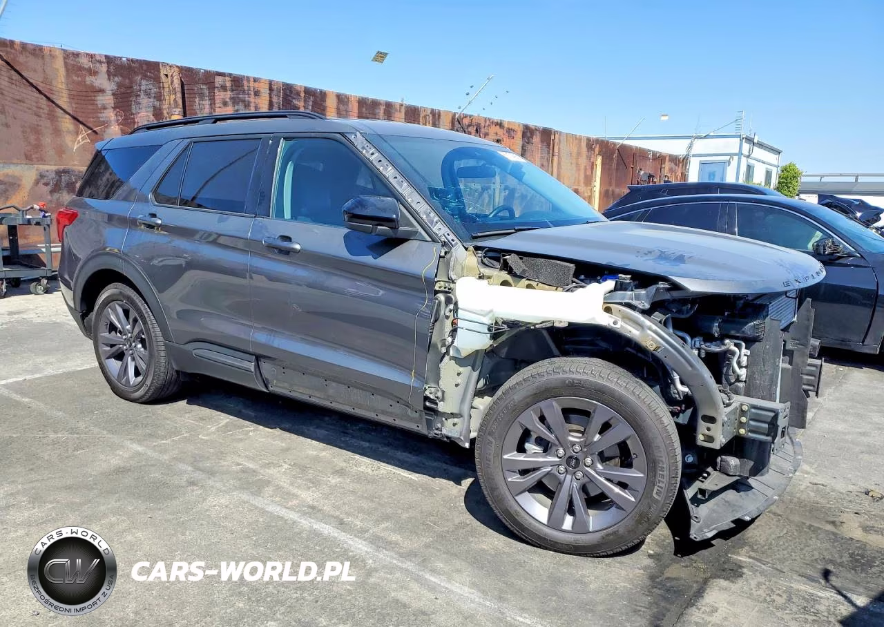 2024 Ford Explorer Xlt VIN:1FMSK7DH2RGA17538 - 4