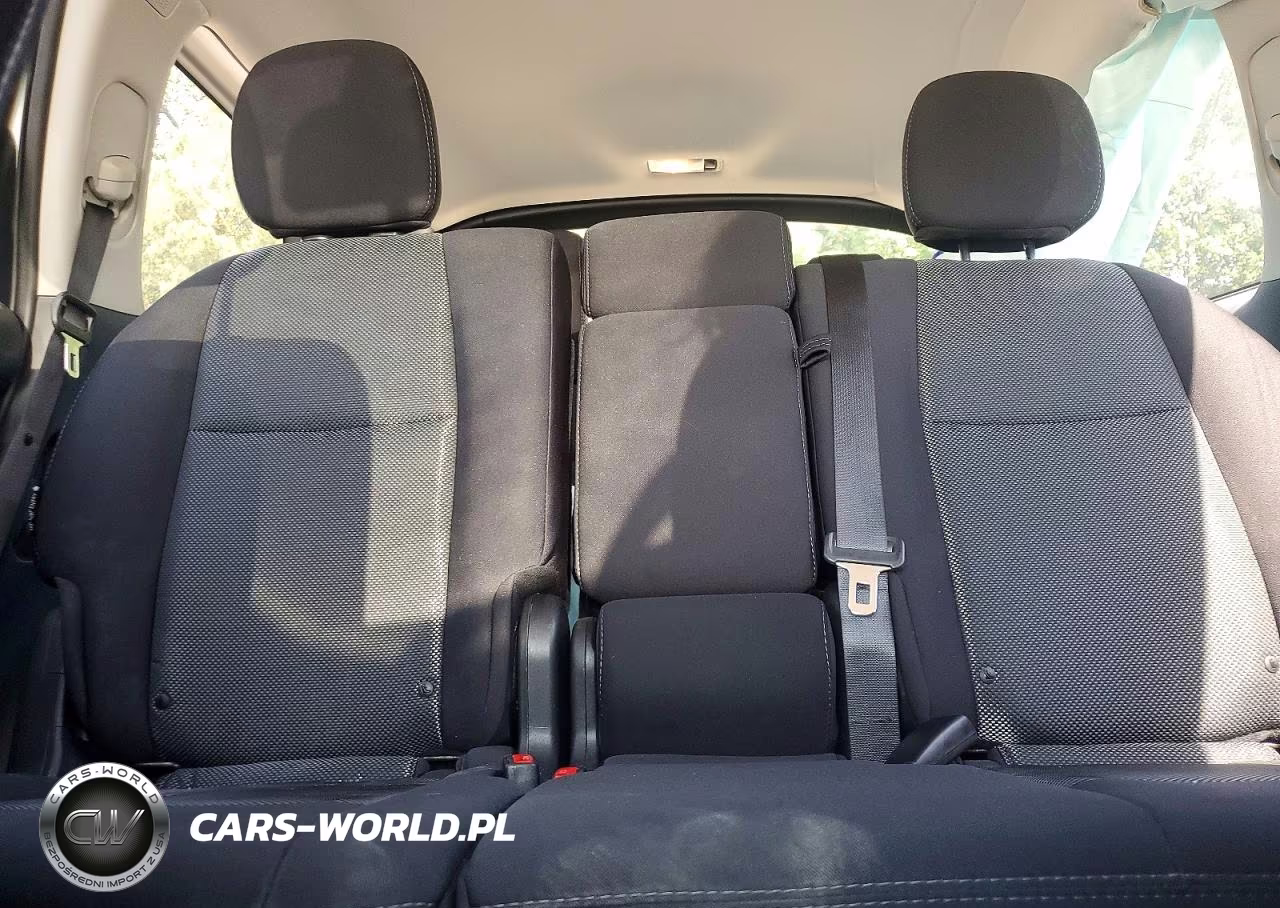 2019 Nissan Pathfinder S VIN:5N1DR2MM5KC602549 - 10