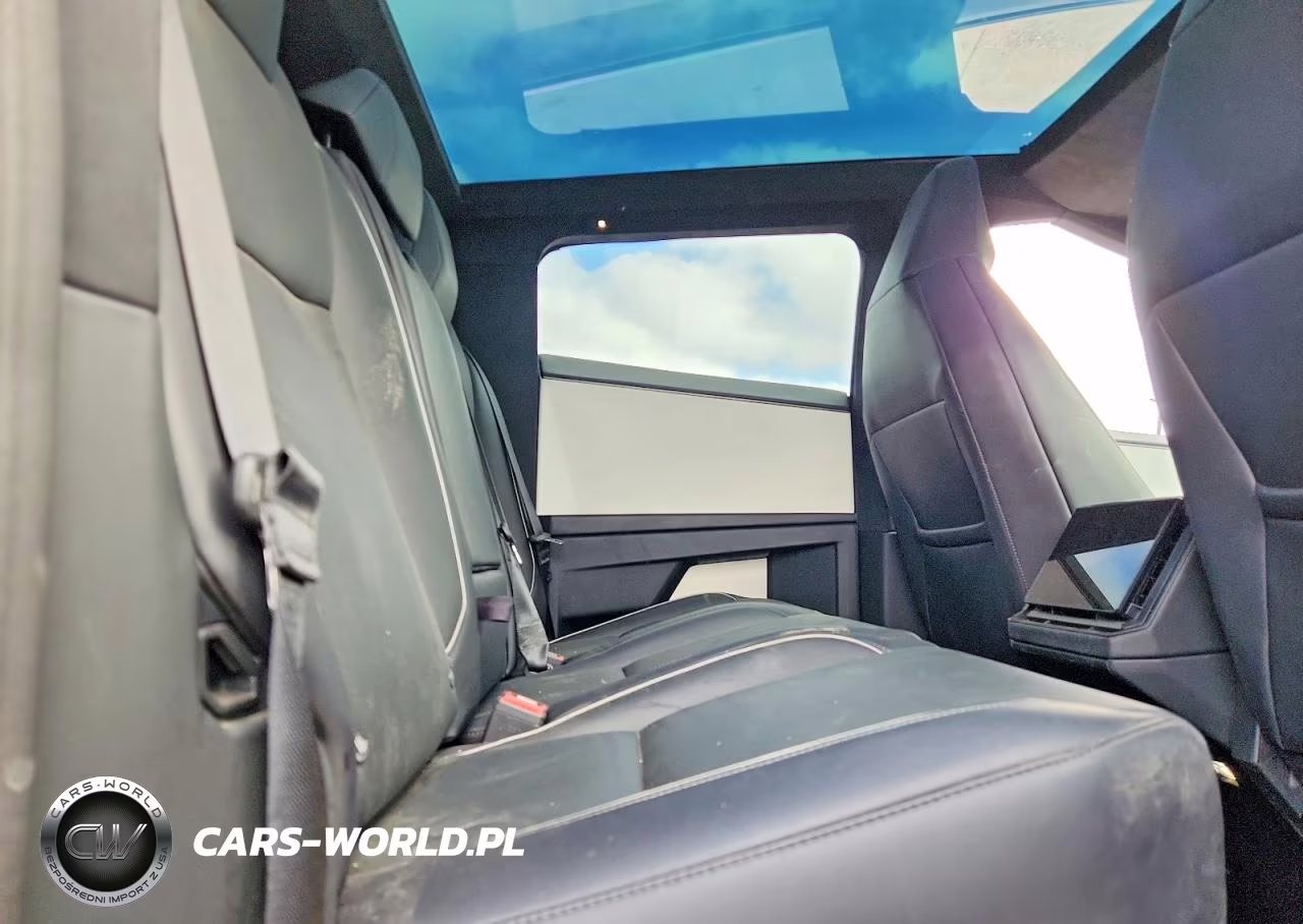 2024 Tesla Cybertruck All-Wheel Drive VIN:7G2CEHED8RA000054 - 10