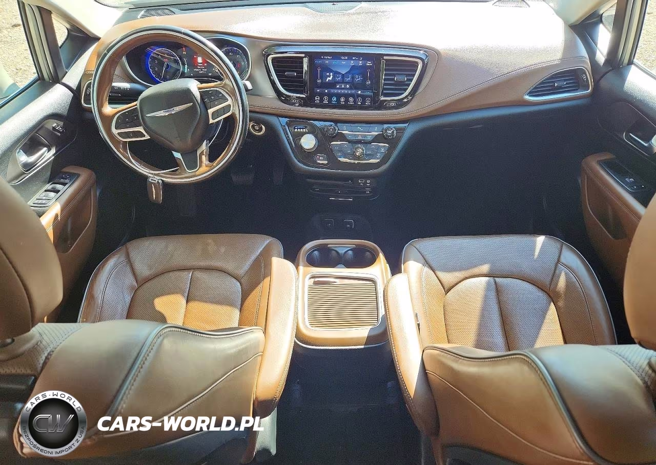 2019 Chrysler Pacifica Limited VIN:2C4RC1GG3KR644267 - 8