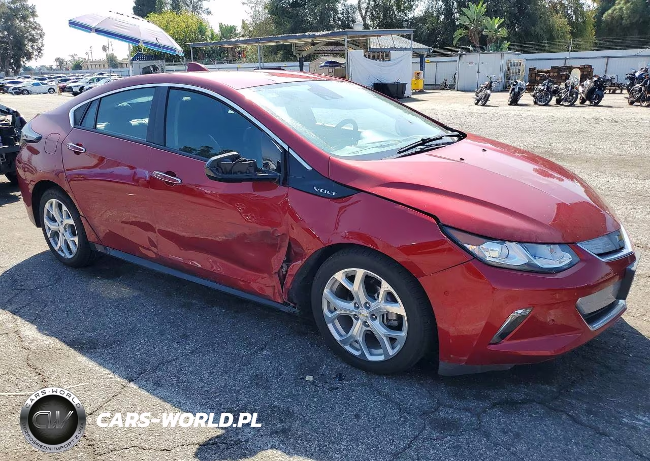 2018 Chevrolet Volt Premier VIN:1G1RD6S54JU143608 - 4