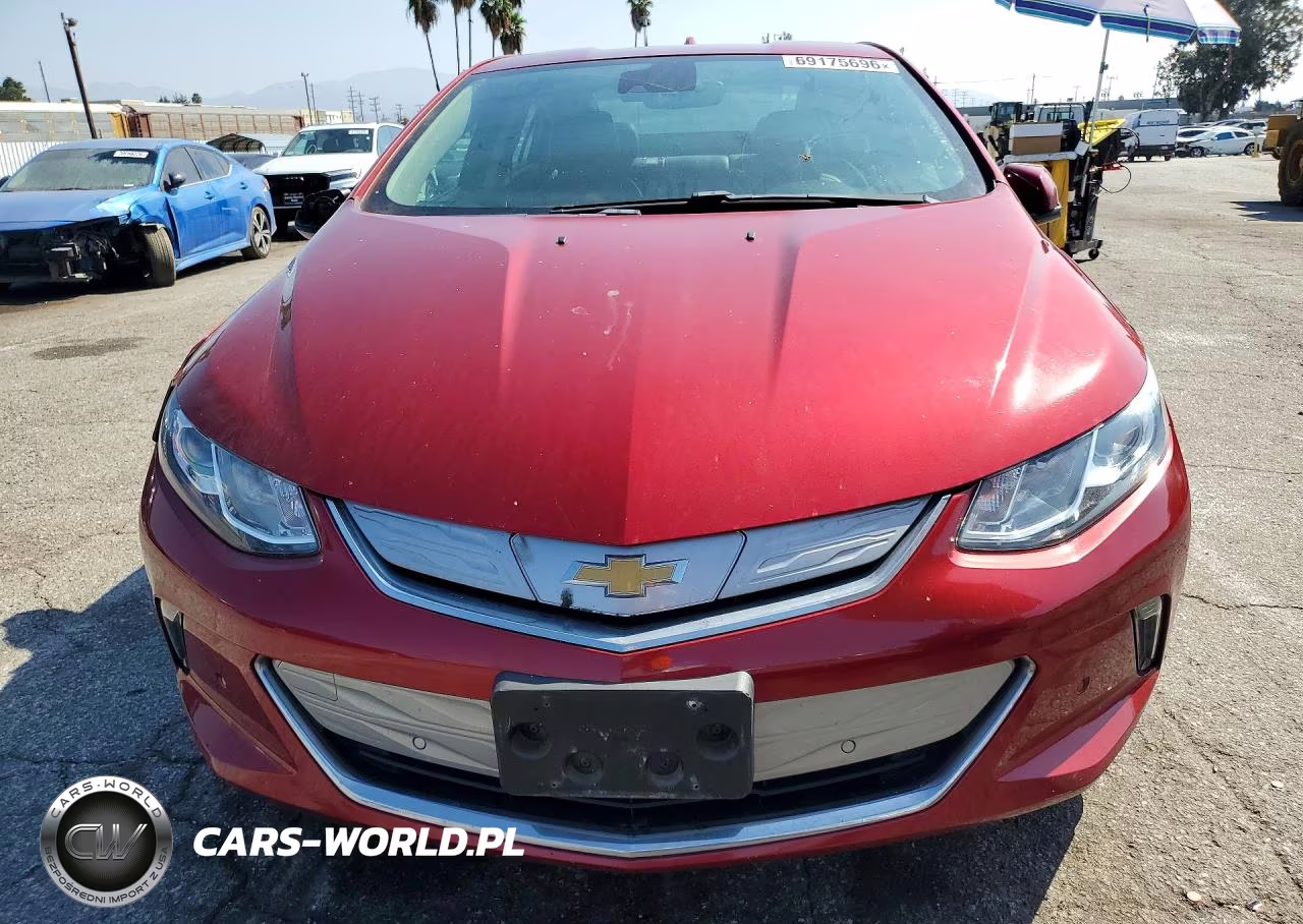 2018 Chevrolet Volt Premier VIN:1G1RD6S54JU143608 - 5