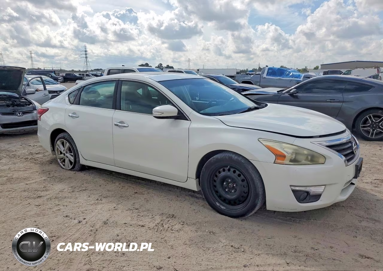 2013 Nissan Altima 2.5 VIN:1N4AL3AP1DN475843 - 4