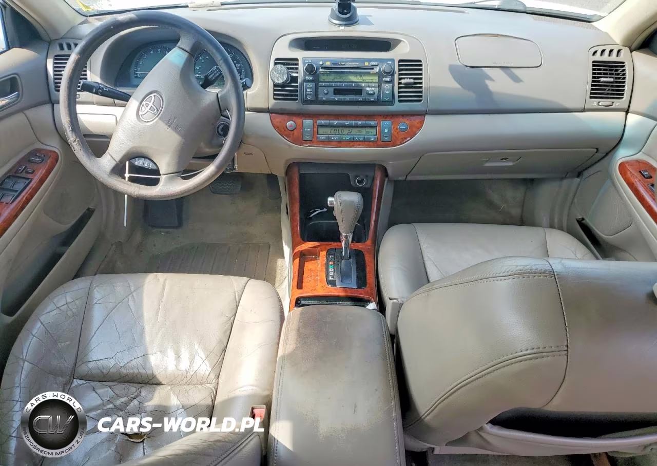 2002 Toyota Camry Xle V6 VIN:4T1BF32K92U033108 - 8