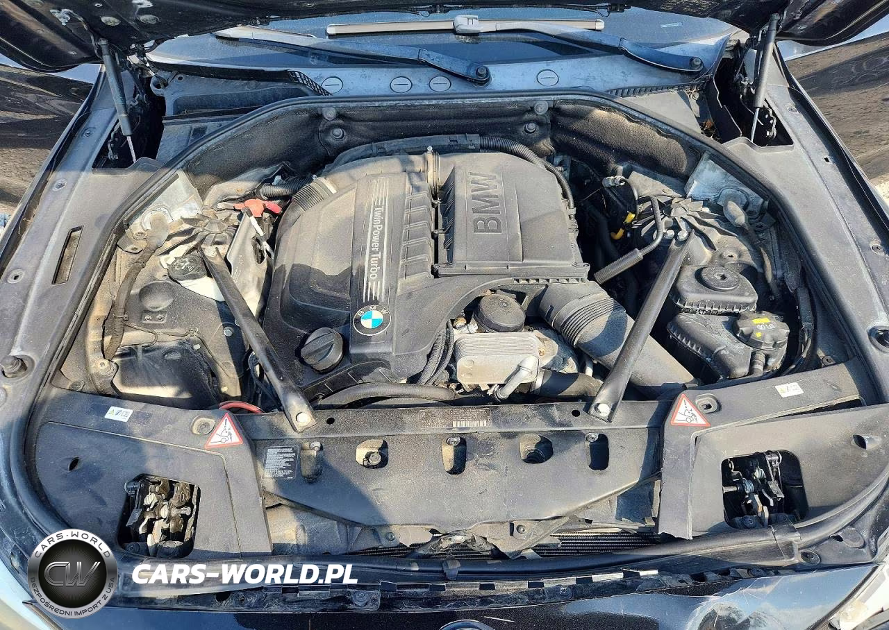 2012 BMW 535 Xigt VIN:WBASP2C58CC338463 - 11