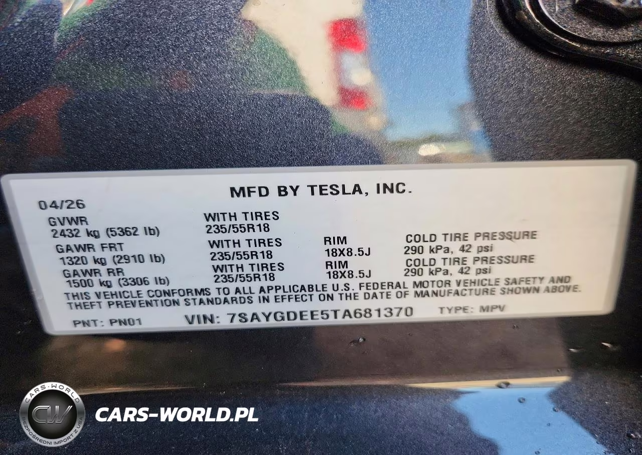 2026 Tesla Model Y VIN:7SAYGDEE5TA681370 - 12