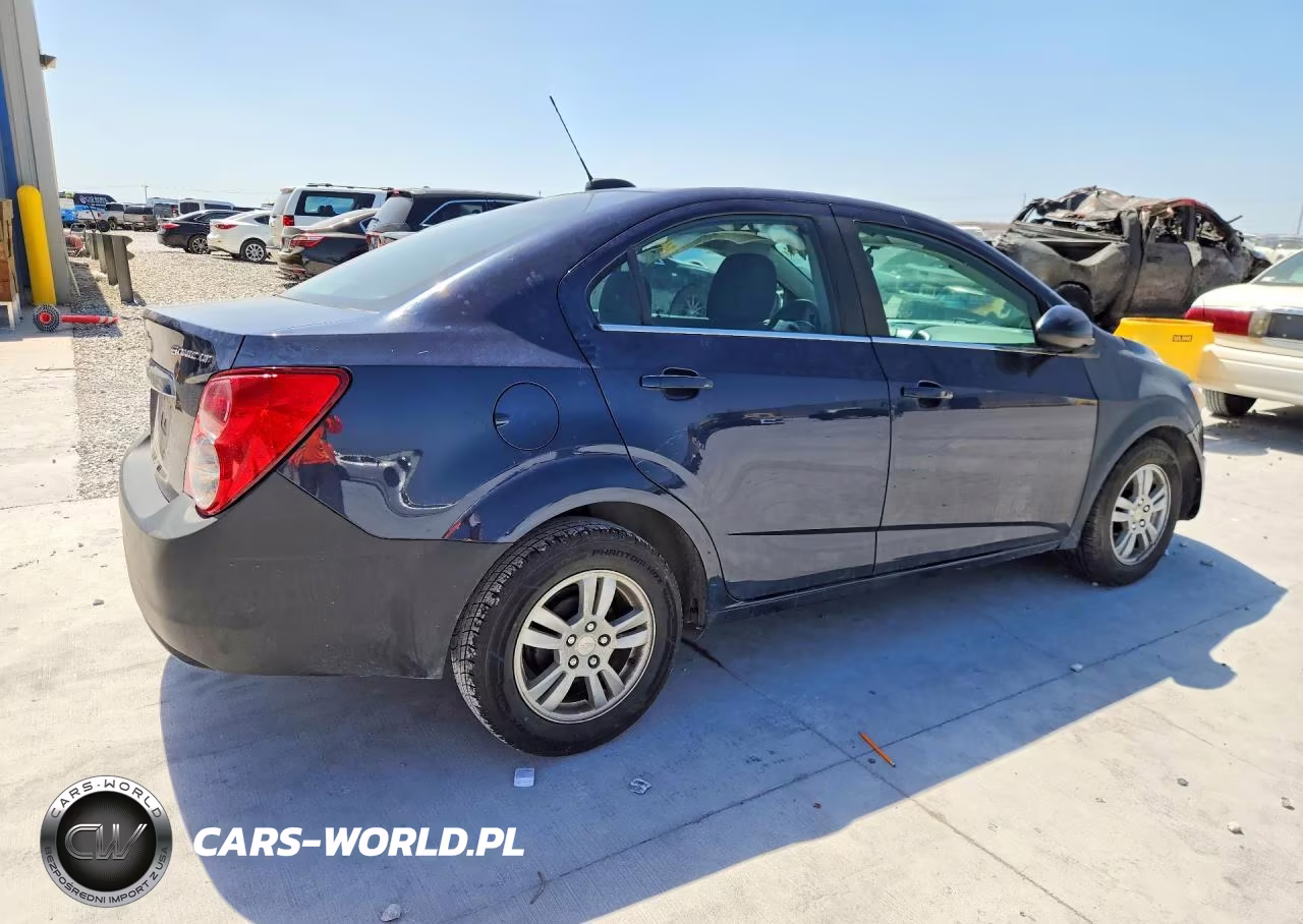 2015 Chevrolet Sonic Lt VIN:1G1JC5SH0F4179386 - 3
