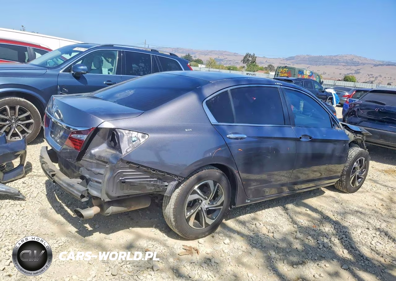 2017 Honda Accord Lx VIN:1HGCR2F33HA163264 - 3