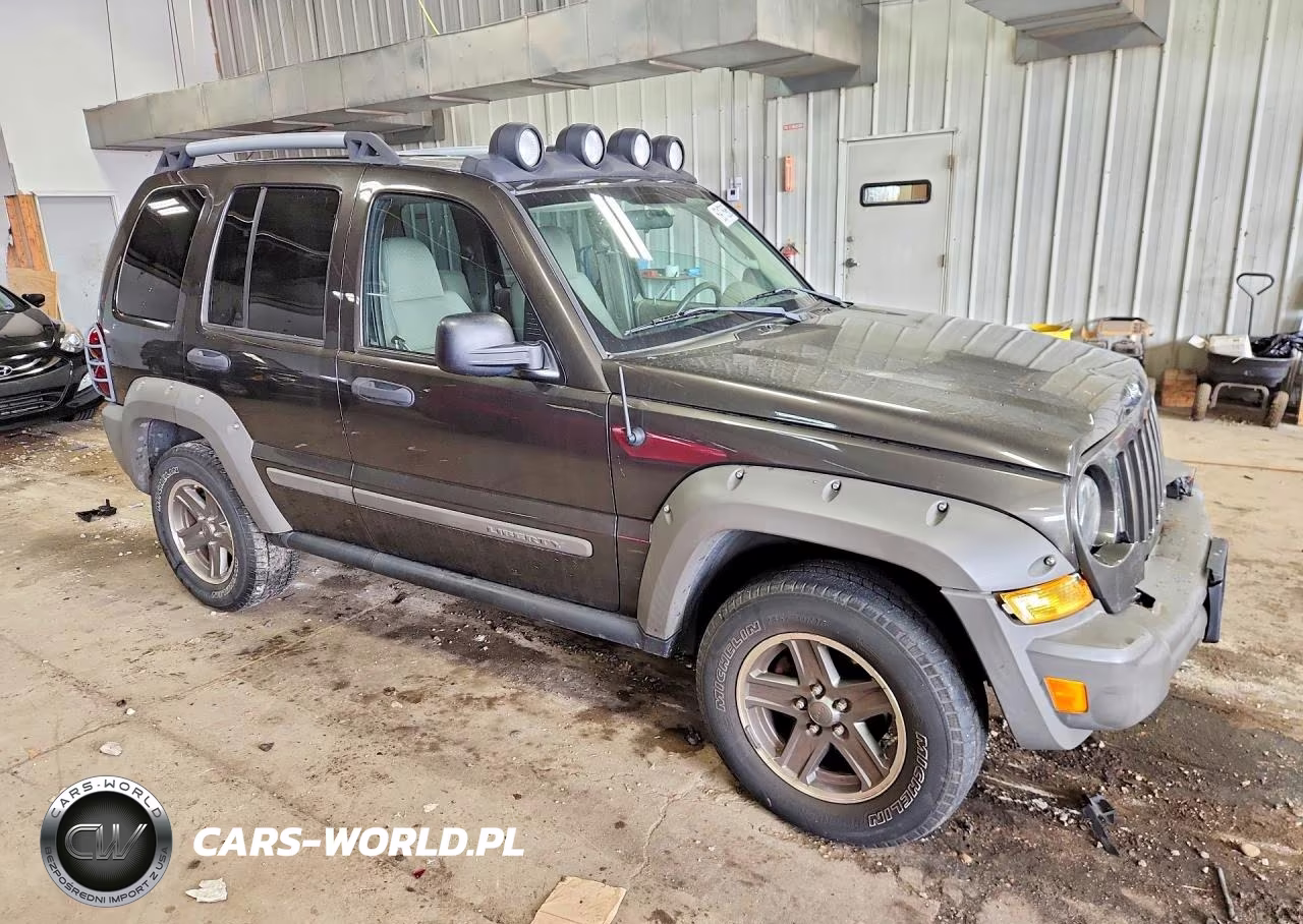 2005 Jeep Liberty Renegade VIN:1J4GL38K65W672107 - 4