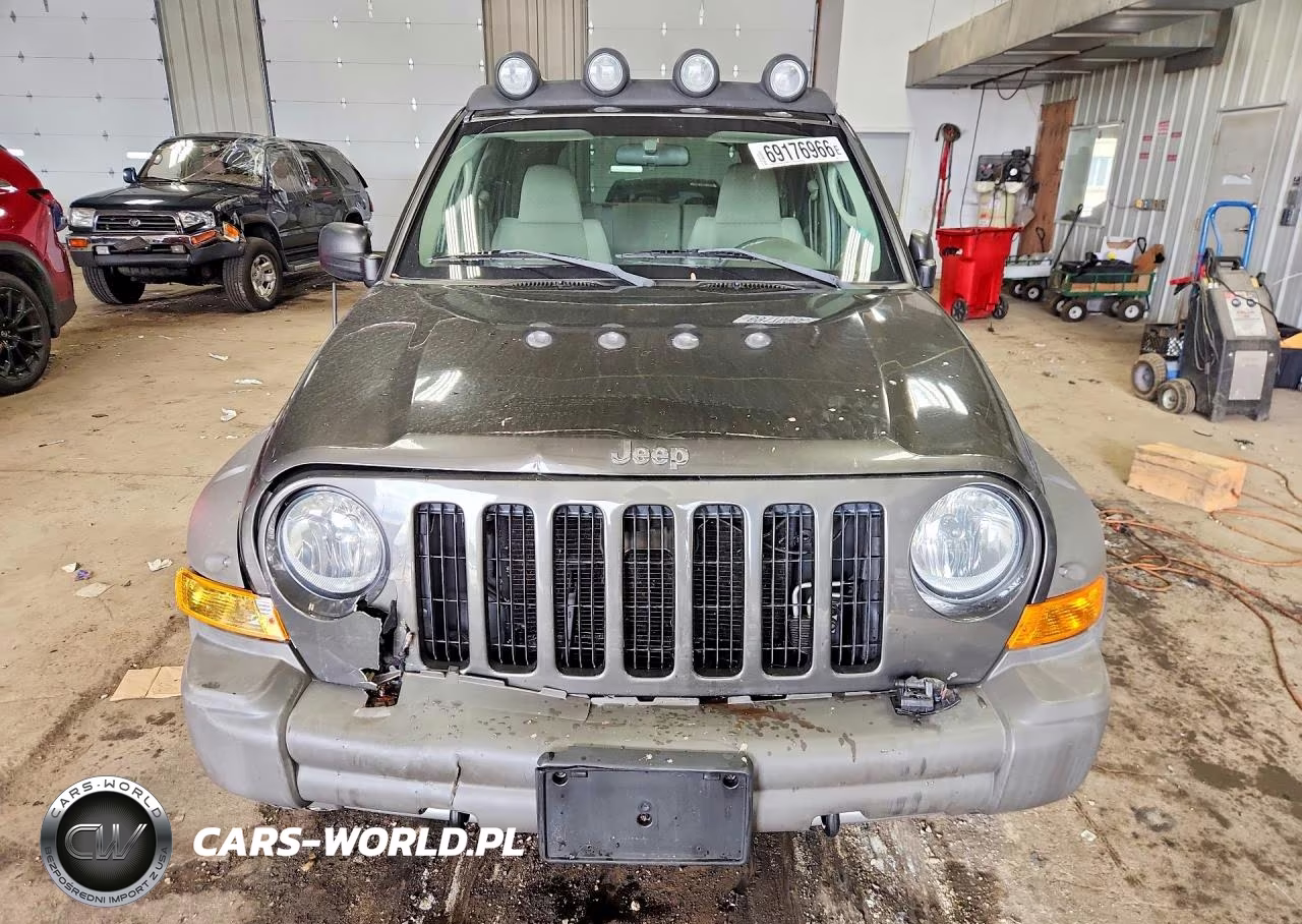2005 Jeep Liberty Renegade VIN:1J4GL38K65W672107 - 5