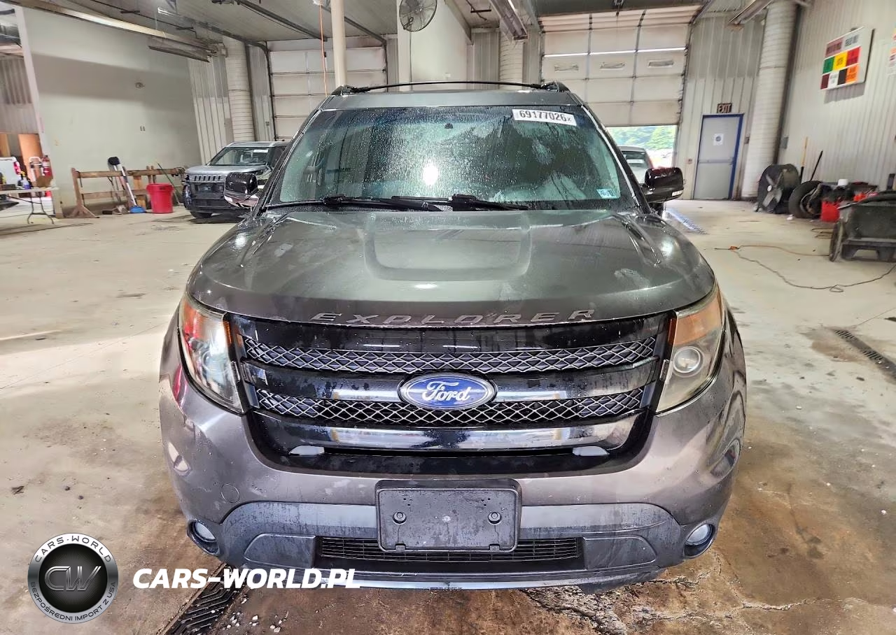 2015 Ford Explorer Sport VIN:1FM5K8GT1FGC44945 - 5