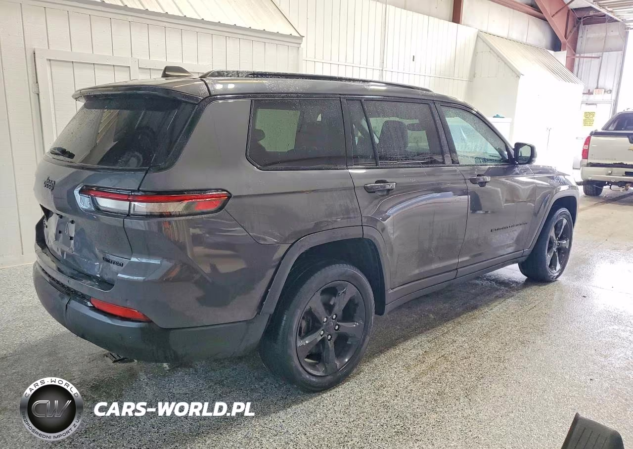 2023 Jeep Grand Cherokee L Limited VIN:1C4RJKBG9P8710889 - 3