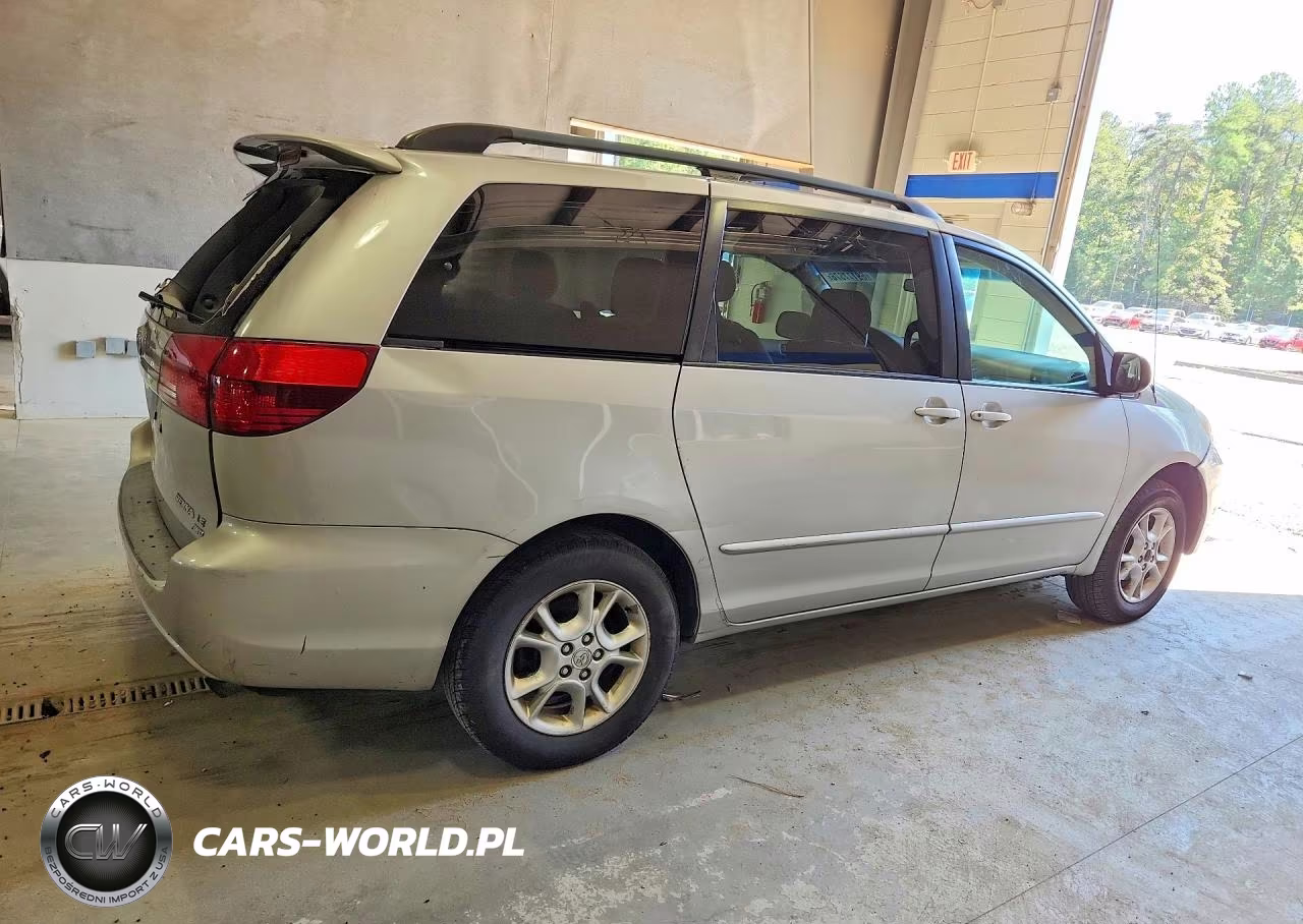 2005 Toyota Sienna Le VIN:5TDBA23C95S049810 - 3