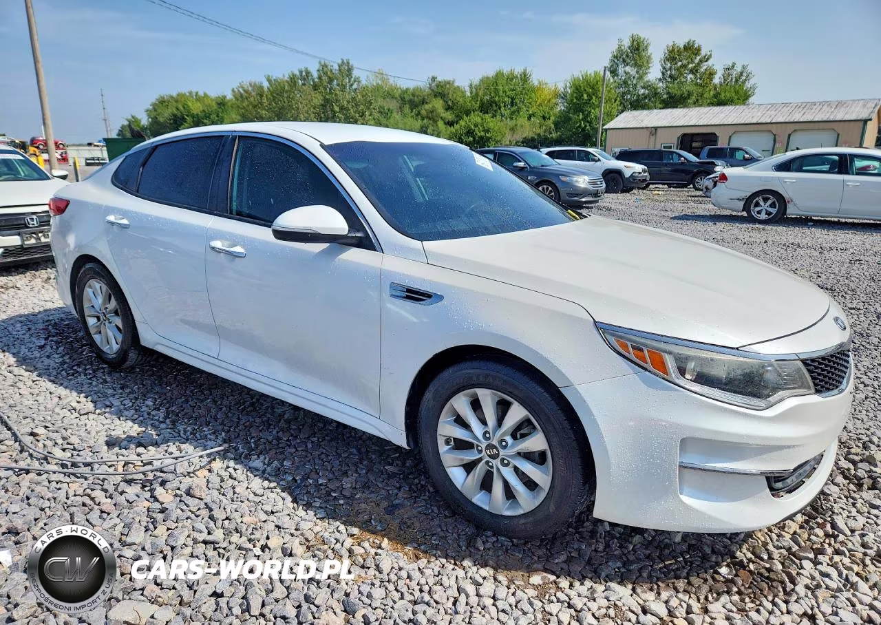 2017 Kia Optima Lx VIN:5XXGT4L37HG139636 - 4