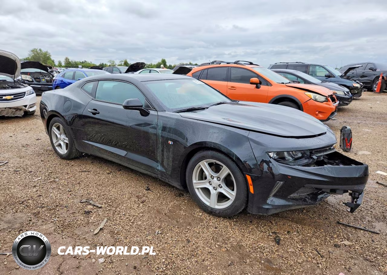 2018 Chevrolet Camaro Lt VIN:1G1FB1RS3J0178719 - 4