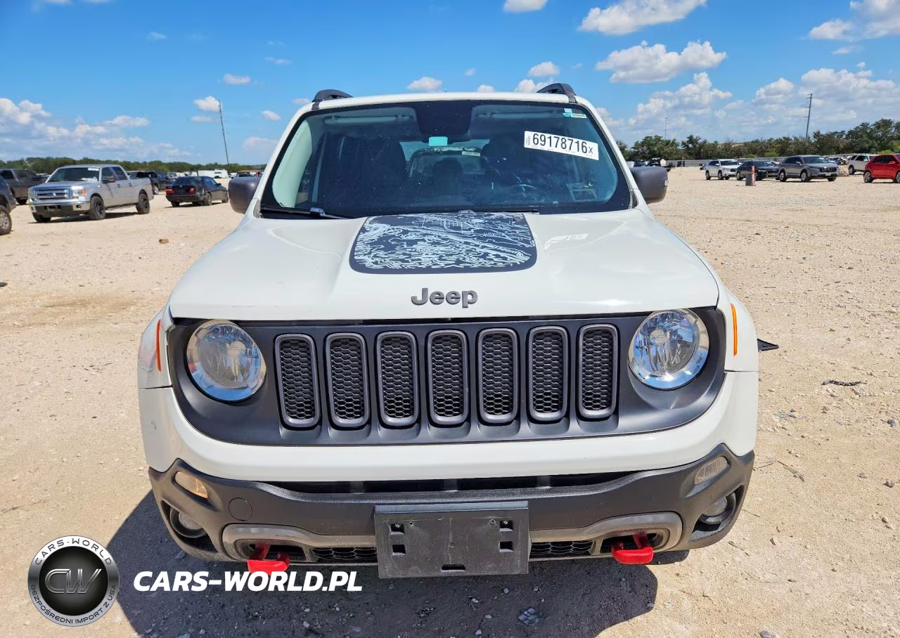 2017 Jeep Renegade Trailhawk VIN:ZACCJBCB9HPF78820 - 5