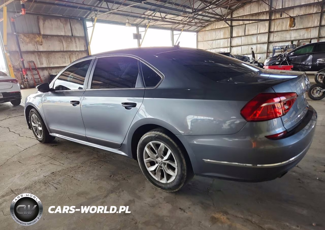 2016 Volkswagen Passat S VIN:1VWAT7A31GC064437 - 2