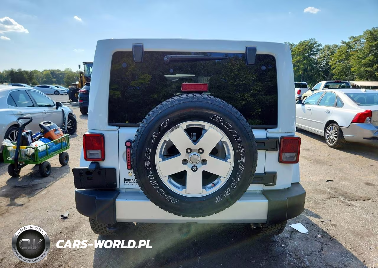 2011 Jeep Wrangler Unlimited Sahara VIN:1J4BA5H19BL563480 - 6