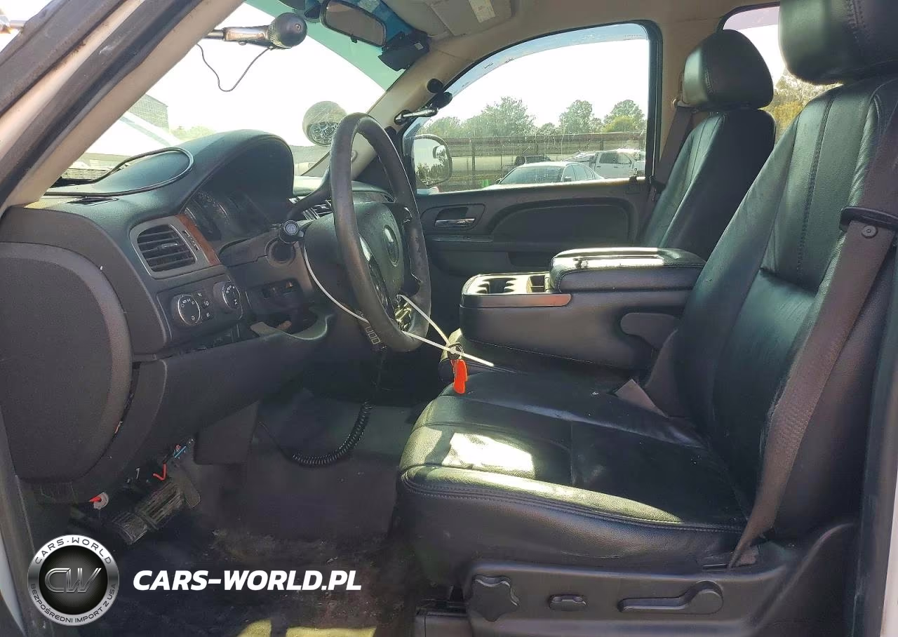 2012 Chevrolet Tahoe Special VIN:1GNSK2E01CR309880 - 7