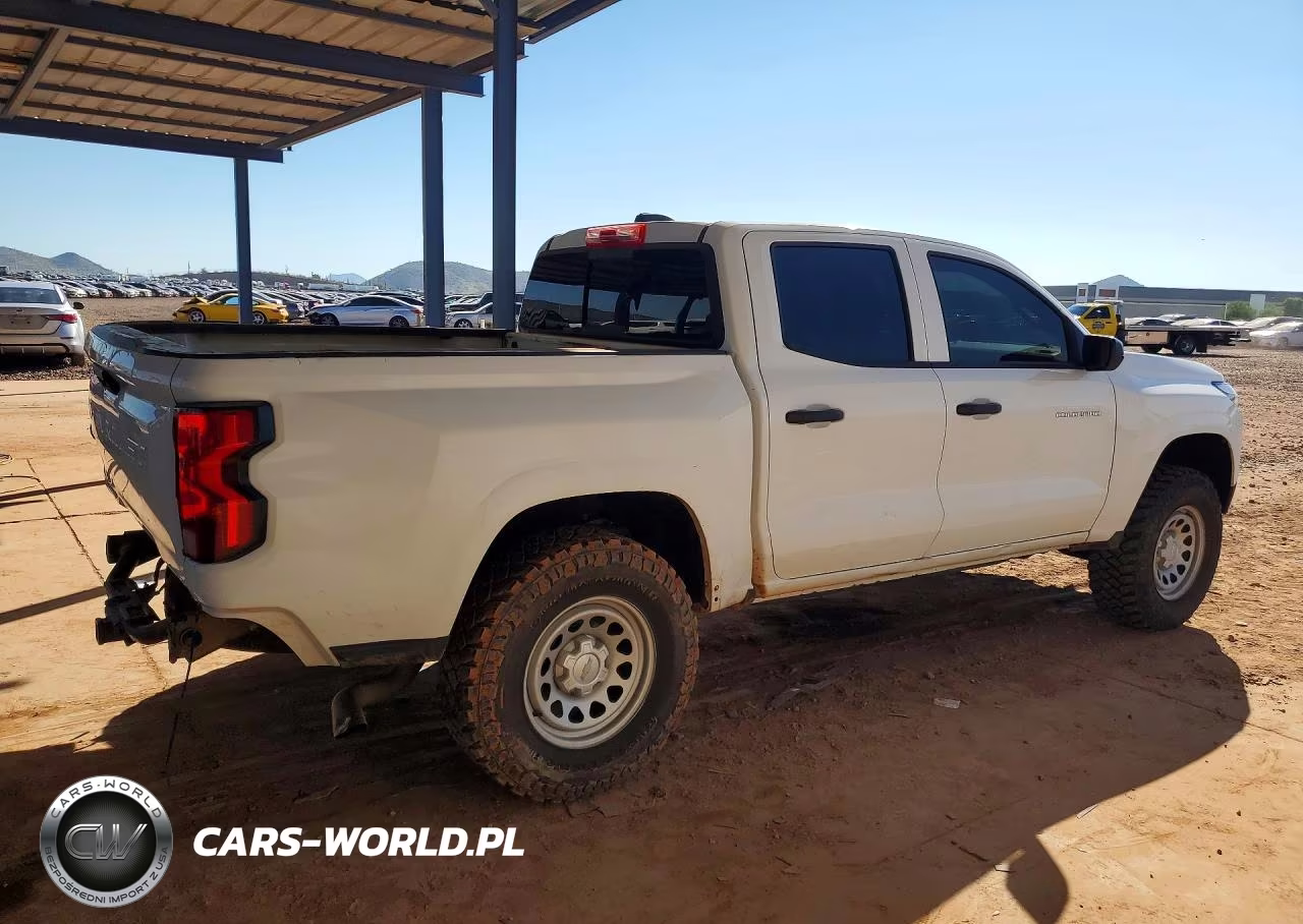 2024 Chevrolet Colorado VIN:1GCPTBEK7R1137780 - 3