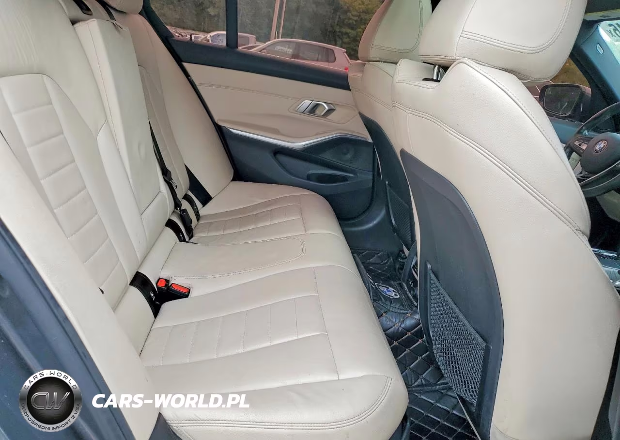 2020 BMW 330Xi VIN:WBA5R7C05LFH47692 - 10