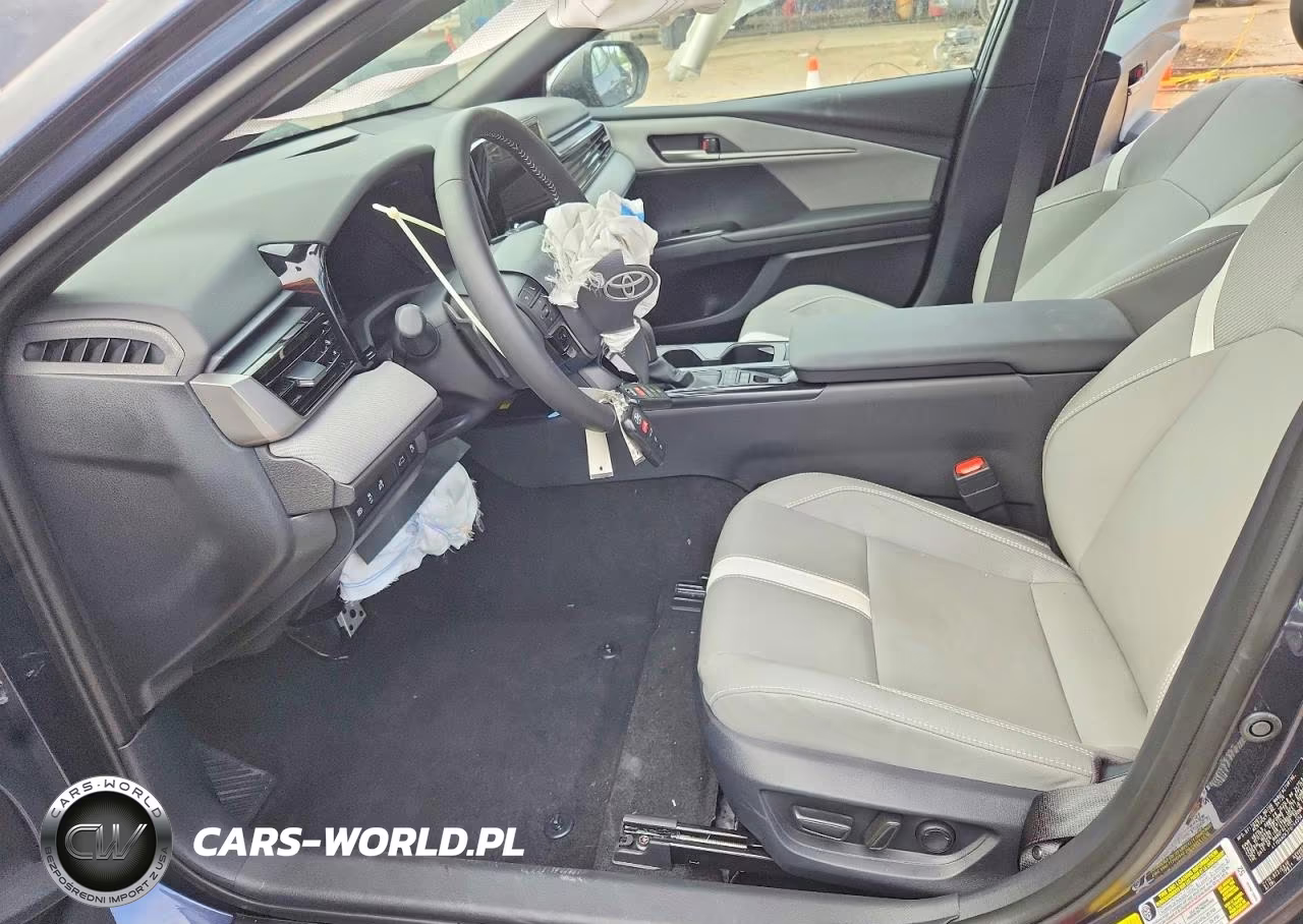 2026 Toyota Camry Se VIN:4T1DAACK3TU744556 - 7