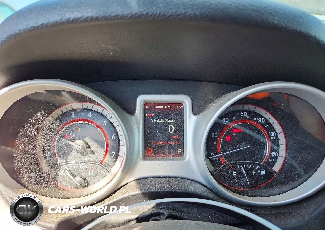 2018 Dodge Journey Se VIN:3C4PDCABXJT184453 - 9