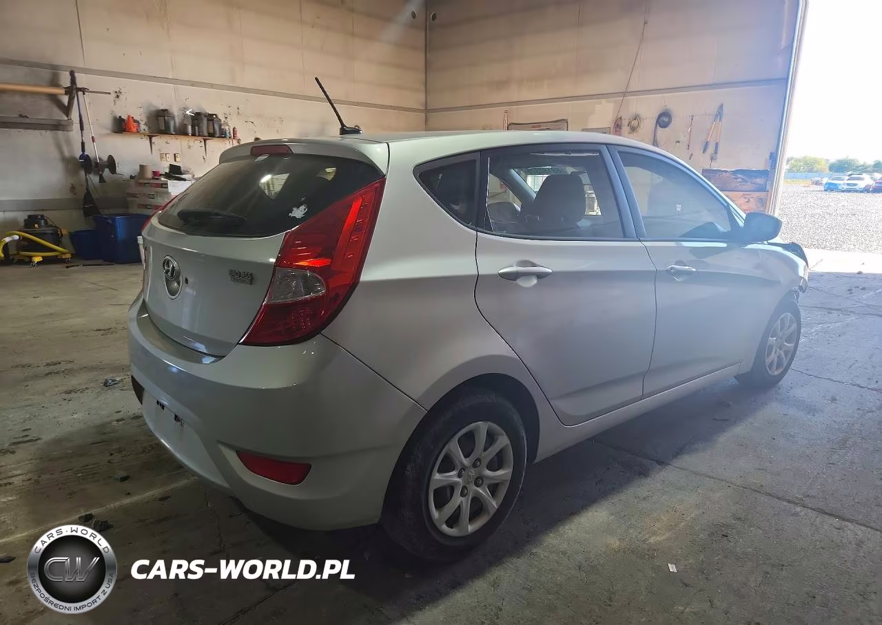 2012 Hyundai Accent Gs VIN:KMHCT5AE0CU015778 - 3