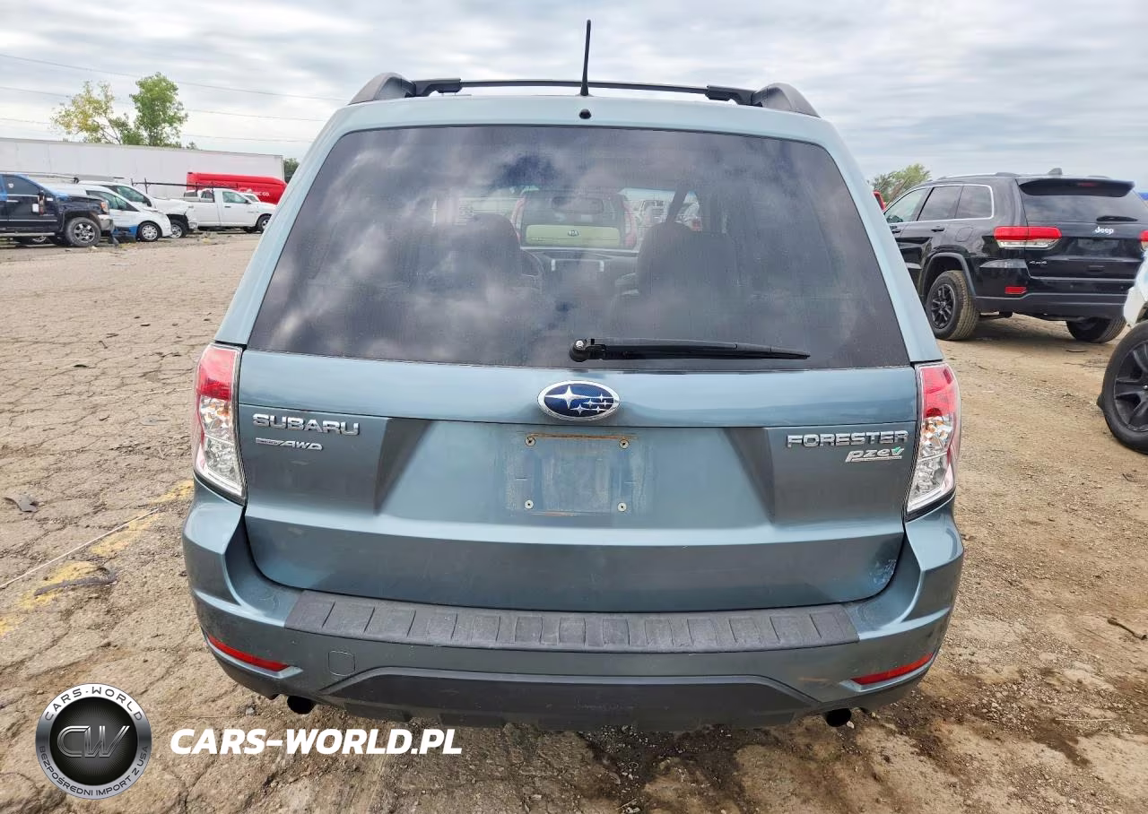 2011 Subaru Forester 2.5X Premium VIN:JF2SHADCXBH756484 - 6
