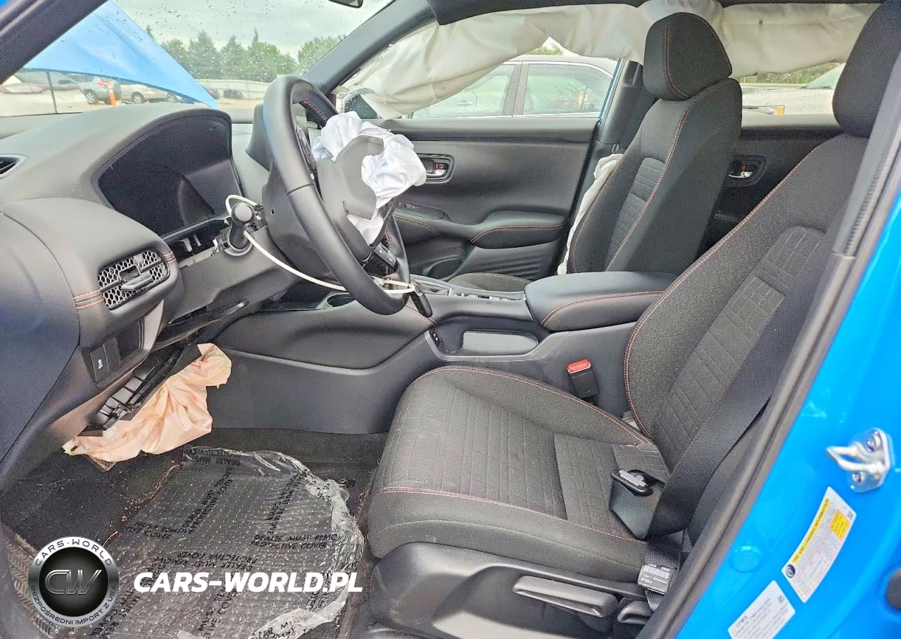 2026 Honda Hr-V Sport VIN:3CZRZ2H52TM747913 - 7