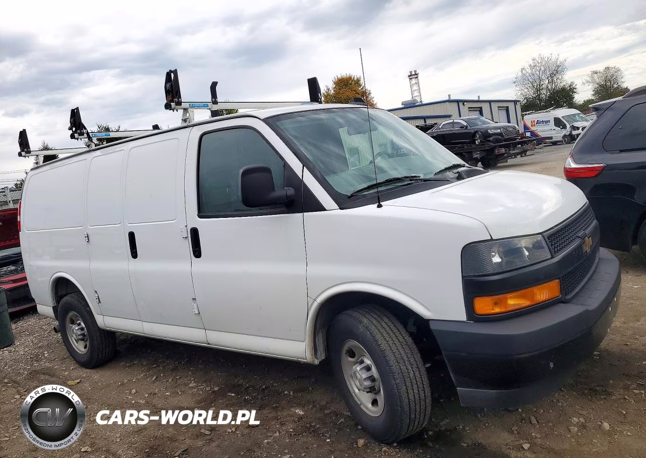 2025 Chevrolet Express G2500 VIN:1GCWGAF71S1104249 - 4