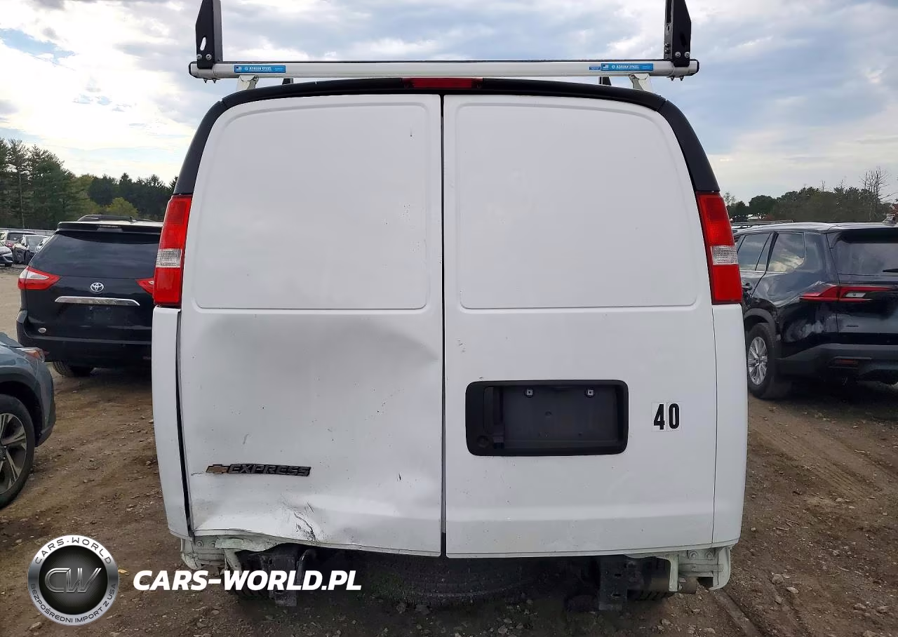 2025 Chevrolet Express G2500 VIN:1GCWGAF71S1104249 - 6