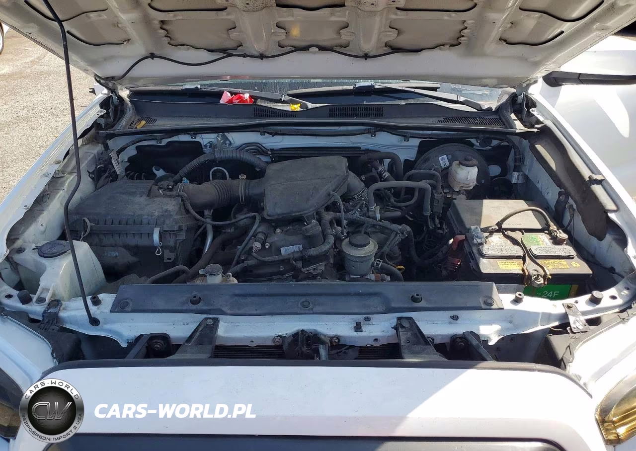 2020 Toyota Tacoma Sr VIN:5TFAX5GN1LX169552 - 11