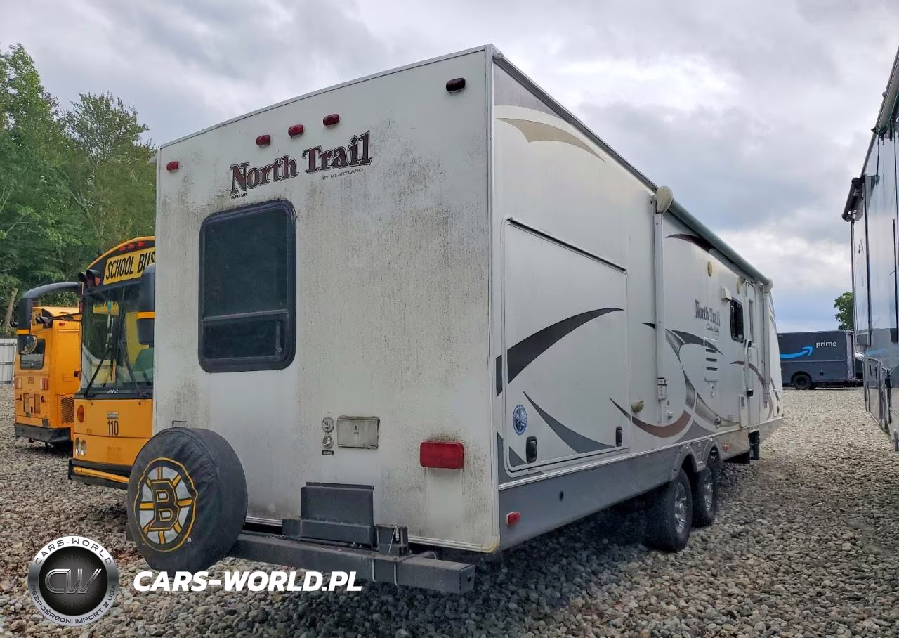 2013 Heartland North Trail Series Camper VIN:5SFNB3523DE255825 - 4