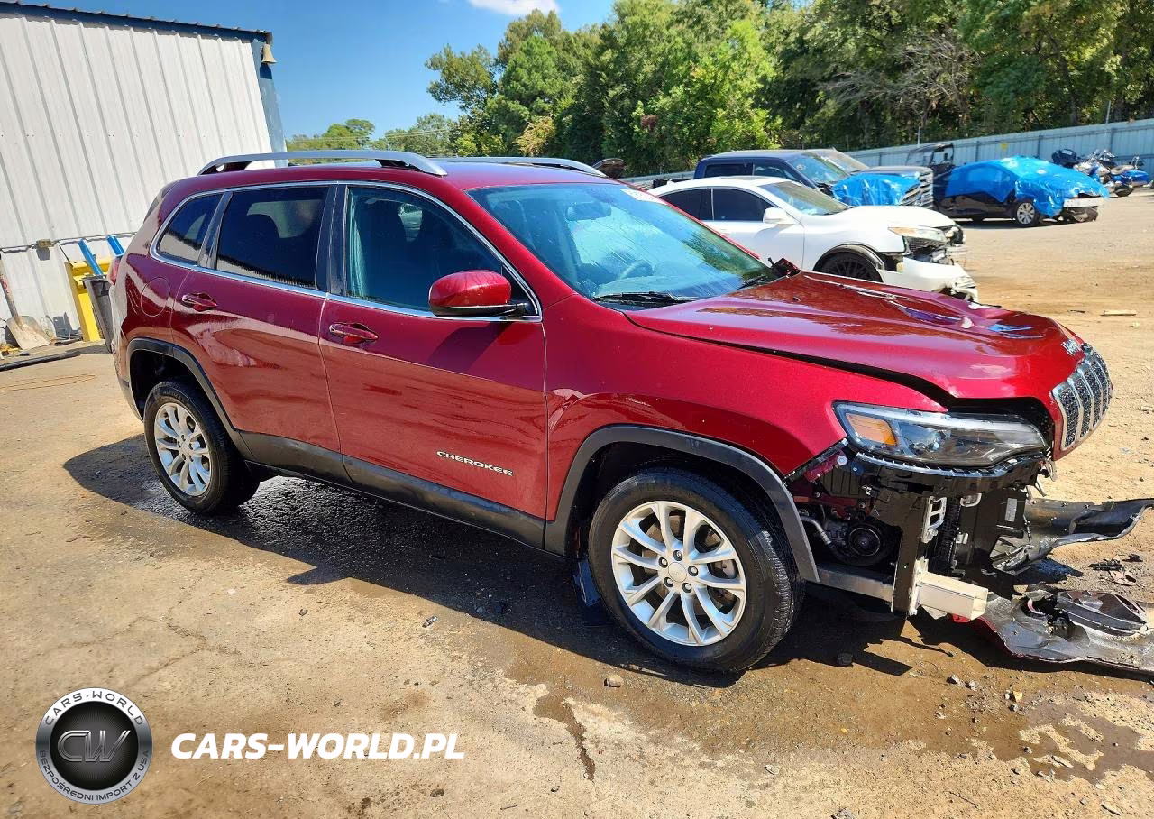 2019 Jeep Cherokee Latitude VIN:1C4PJLCB3KD148066 - 4
